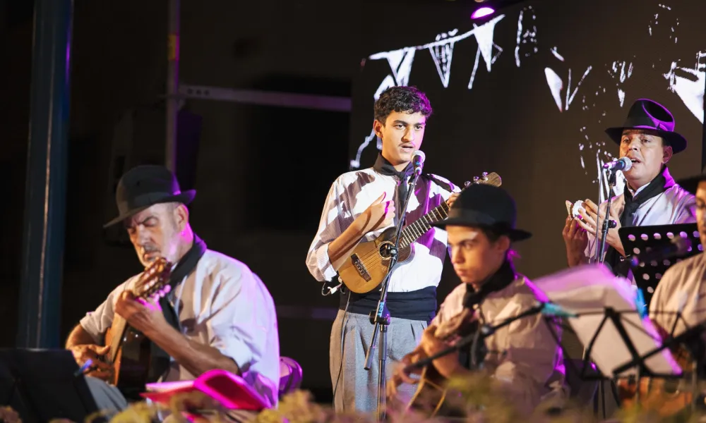 La Asociación Cultural Los Campesinos ofrece dos talleres gratuitos dentro de la celebración de su 60 aniversario