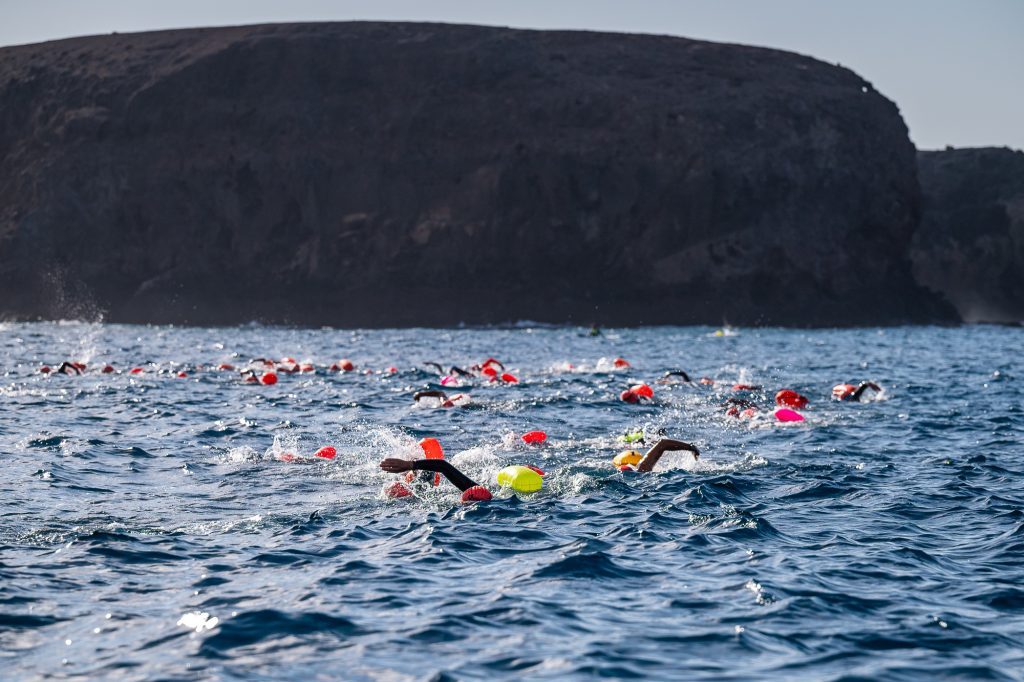 Juan Carlos Vallejo y Patricia Agüera ganan la Travesía Playas de Papagayo Dreams Lanzarote Playa Dorada